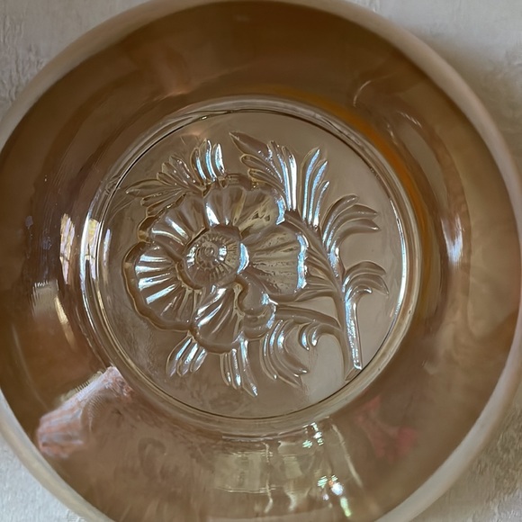 Jeannette Marigold luster carnival glass eggnog bowl, 5 cups and saucers - Picture 6 of 16